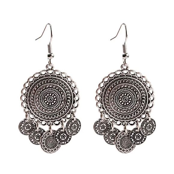 🌼 3/$24 🌼 🎊HOST PICK🎊 Retro Round Boho Statement Earrings - Picture 1 of 11